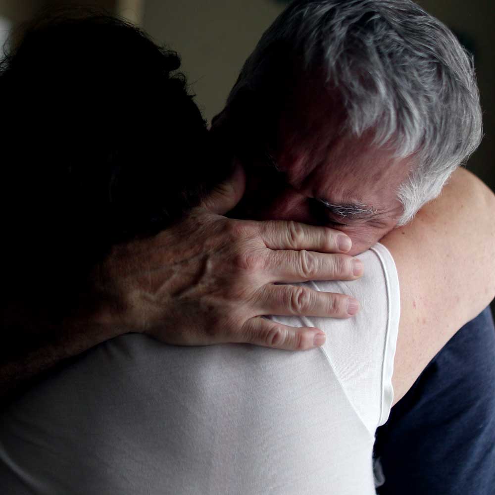 family grieving family grieving
